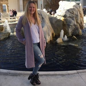 Meet your Posher, Dannika